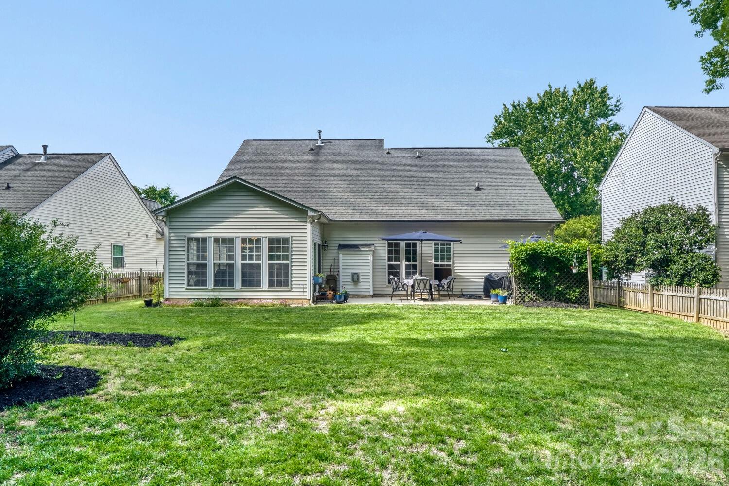 11718 Planters Estates Drive Charlotte NC 28278