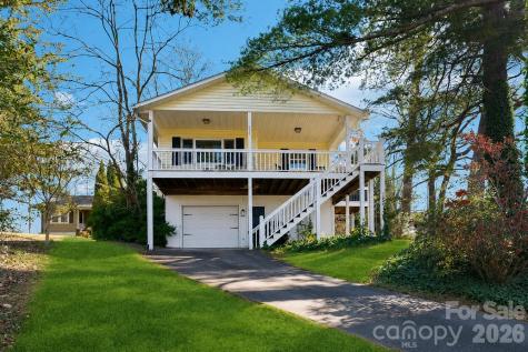 121 Oak Terrace Arden NC 28704