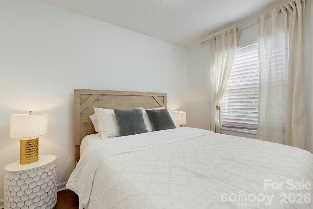 121 Oak Terrace Arden NC 28704