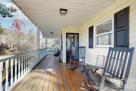 121 Oak Terrace Arden NC 28704