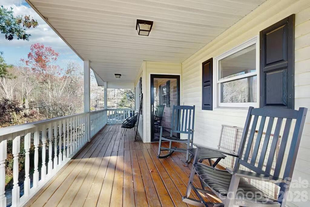 121 Oak Terrace Arden NC 28704