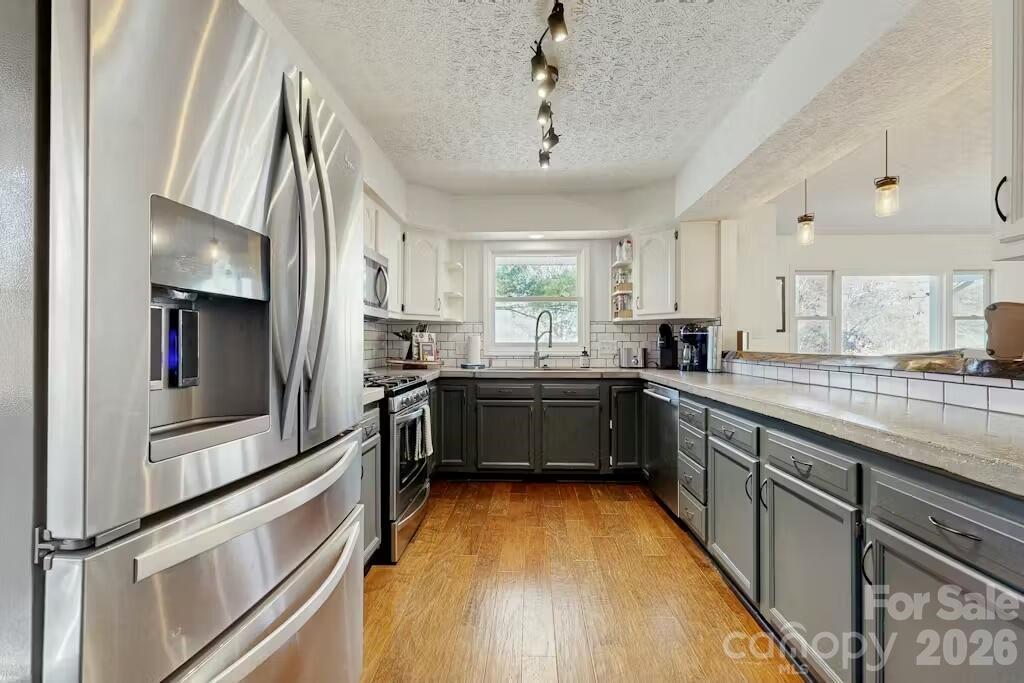 121 Oak Terrace Arden NC 28704