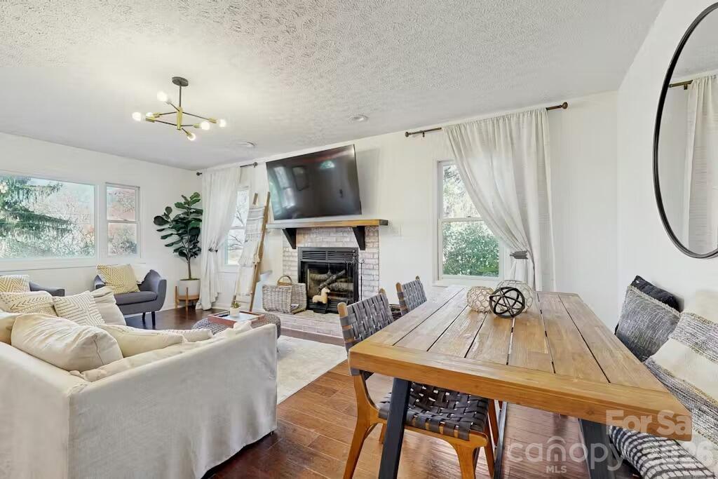 121 Oak Terrace Arden NC 28704