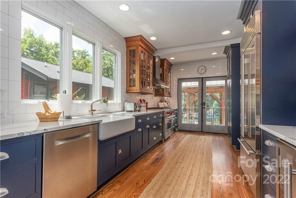 17 Woodley Avenue Asheville NC 28804