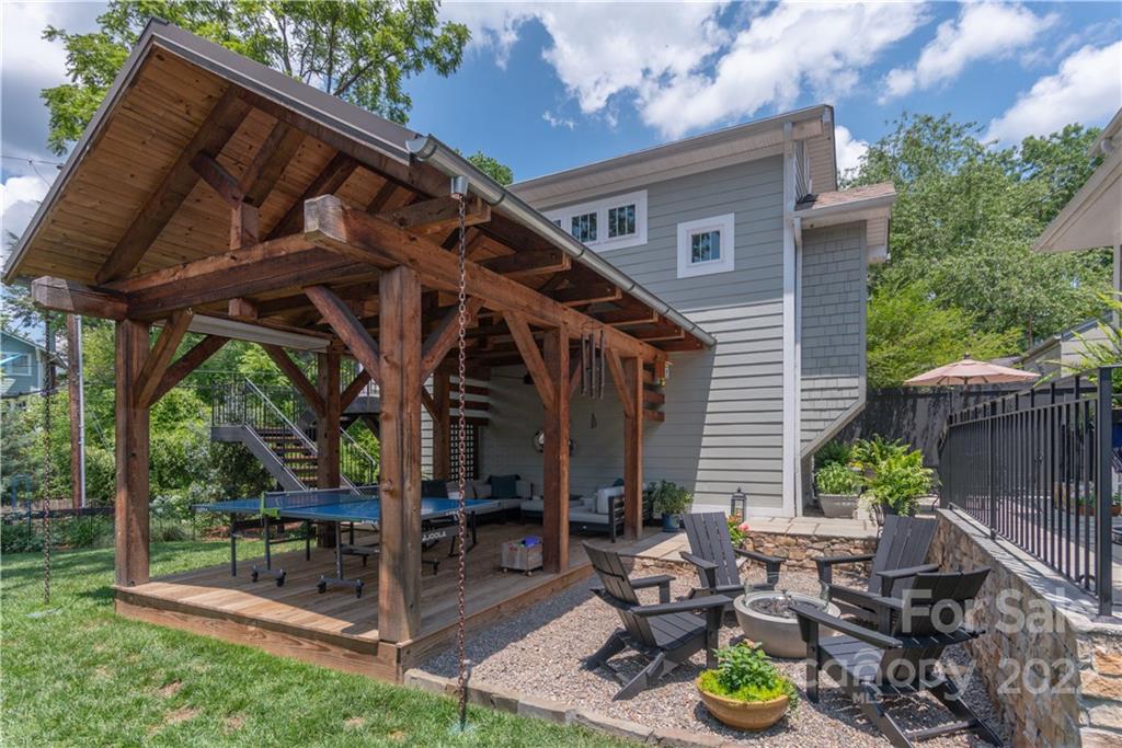 17 Woodley Avenue Asheville NC 28804