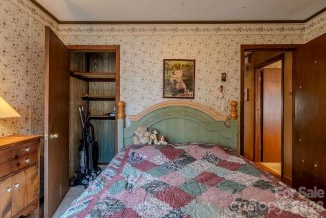 465 Enchanted Forest Drive Sylva NC 28779