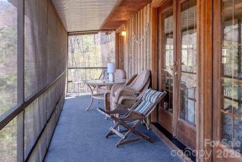 465 Enchanted Forest Drive Sylva NC 28779