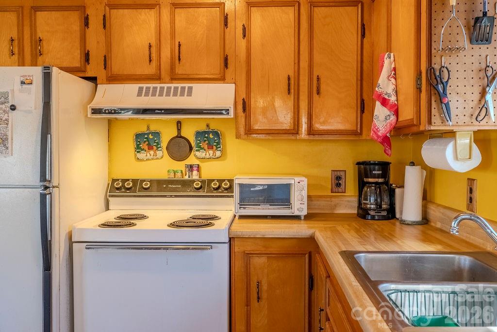 465 Enchanted Forest Drive Sylva NC 28779