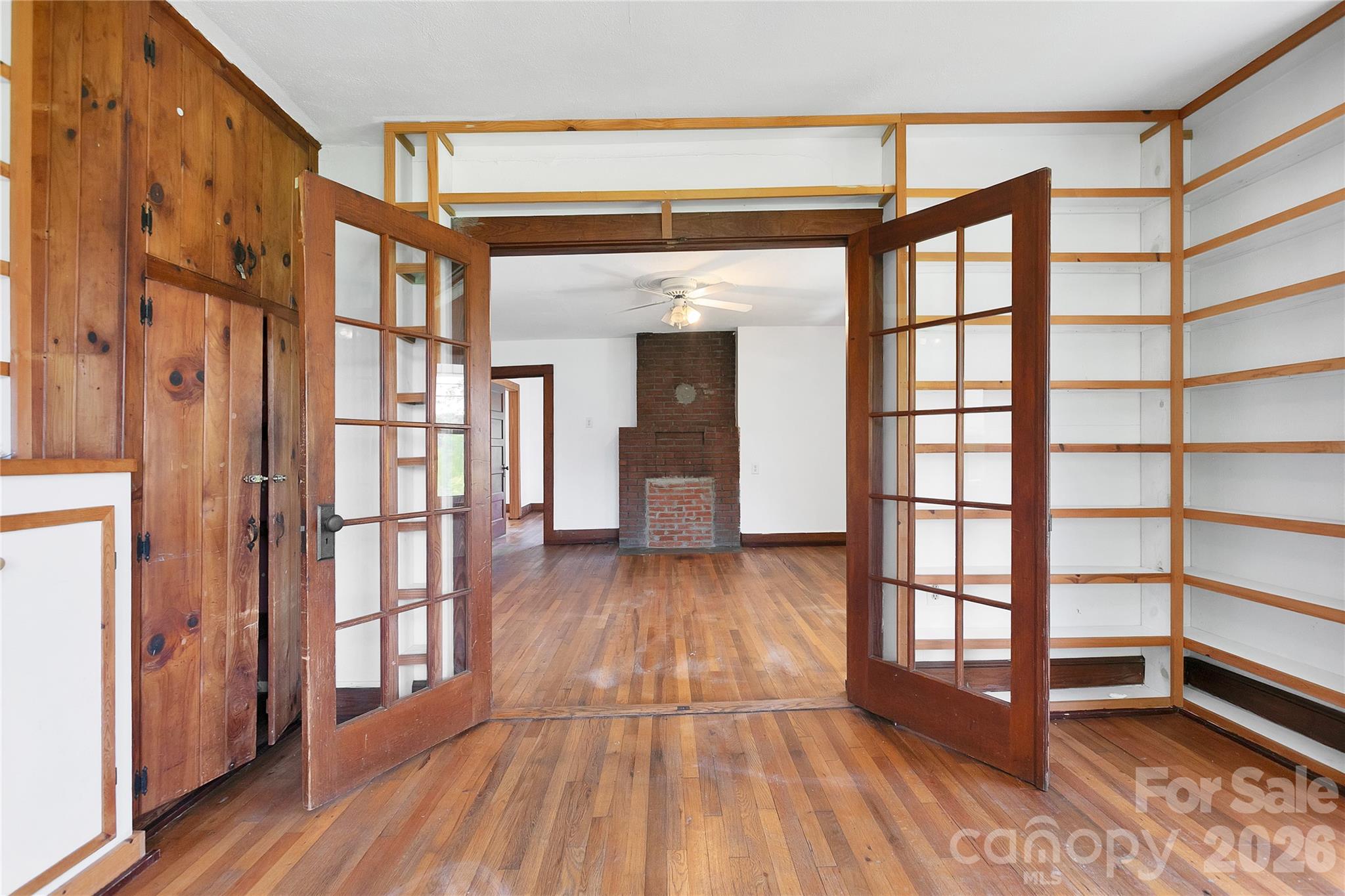 587 Old Hendersonville Highway Brevard NC 28712