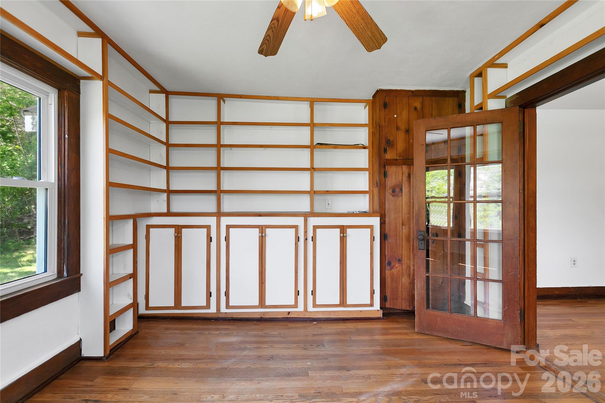 587 Old Hendersonville Highway Brevard NC 28712