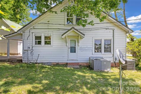 587 Old Hendersonville Highway Brevard NC 28712