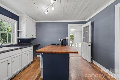 1786 Old Charles Street Lancaster SC 29720