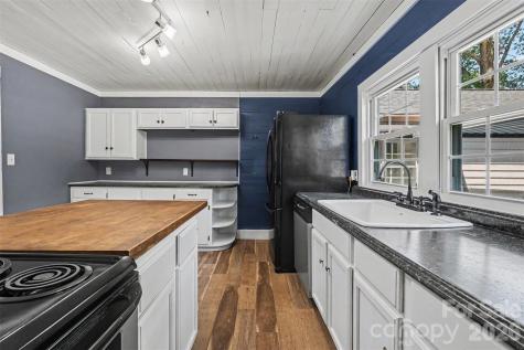 1786 Old Charles Street Lancaster SC 29720