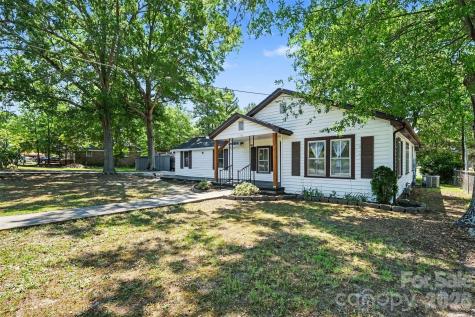 1786 Old Charles Street Lancaster SC 29720
