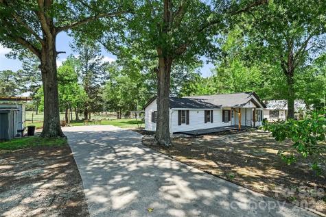 1786 Old Charles Street Lancaster SC 29720
