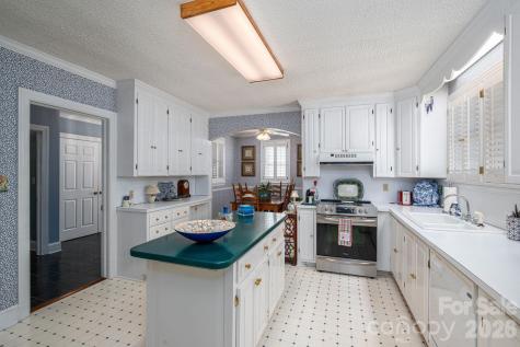 18 Circle Drive Belmont NC 28012