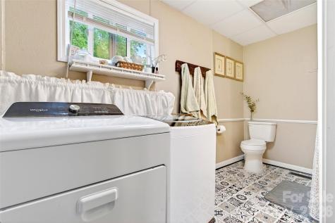 227 Locust Cove Road Marion NC 28752