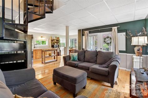 227 Locust Cove Road Marion NC 28752