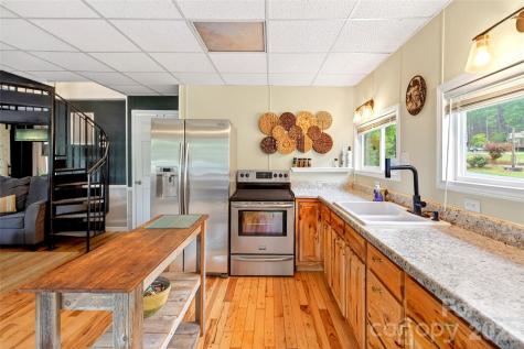 227 Locust Cove Road Marion NC 28752