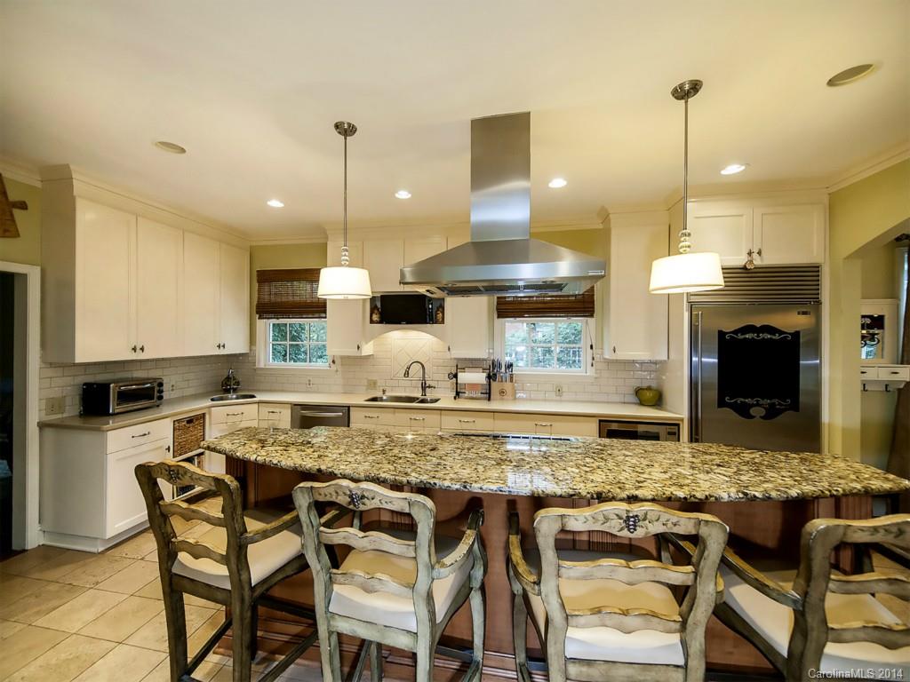 1520 Scotland Avenue Charlotte NC 28207