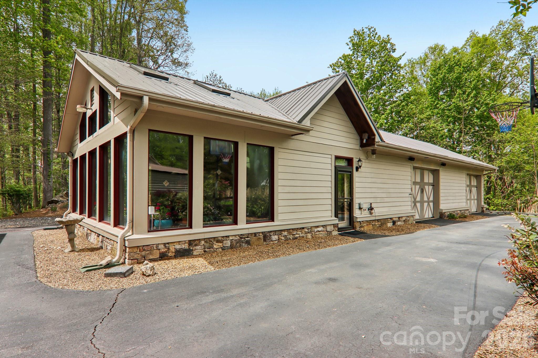 519 Susanna Cove Road Mars Hill NC 28754