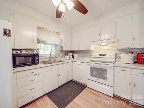 6820 Elm Forest Drive Charlotte NC 28212