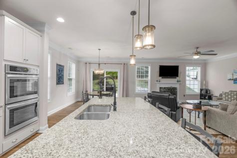 236 Robinwood Lane Lake Wylie SC 29710