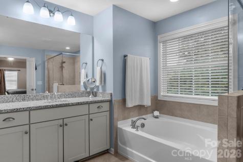 236 Robinwood Lane Lake Wylie SC 29710