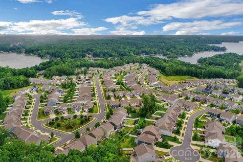 236 Robinwood Lane Lake Wylie SC 29710