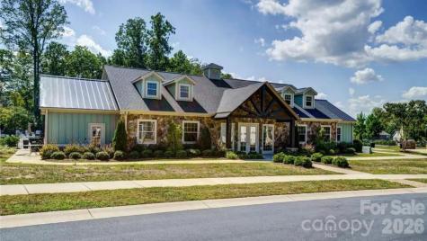 236 Robinwood Lane Lake Wylie SC 29710