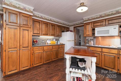 418 Woodcrest Lane Albemarle NC 28001