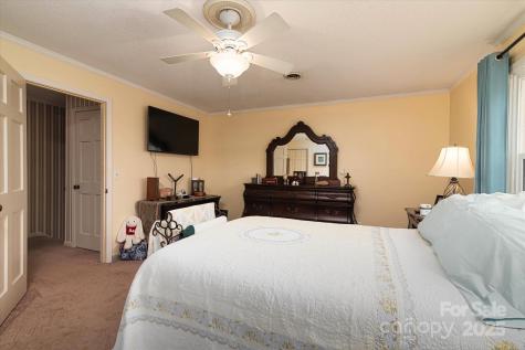 418 Woodcrest Lane Albemarle NC 28001