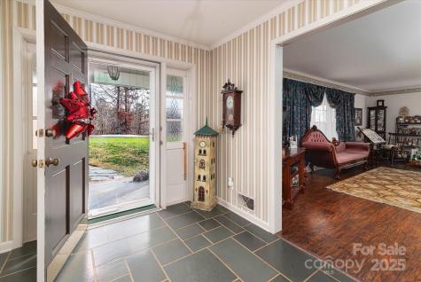 418 Woodcrest Lane Albemarle NC 28001