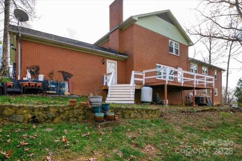 418 Woodcrest Lane Albemarle NC 28001