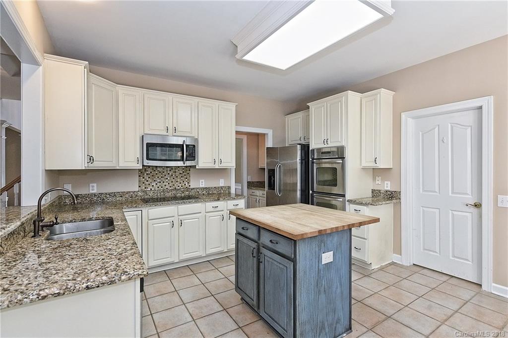 10011 Zackery Avenue Charlotte NC 28277