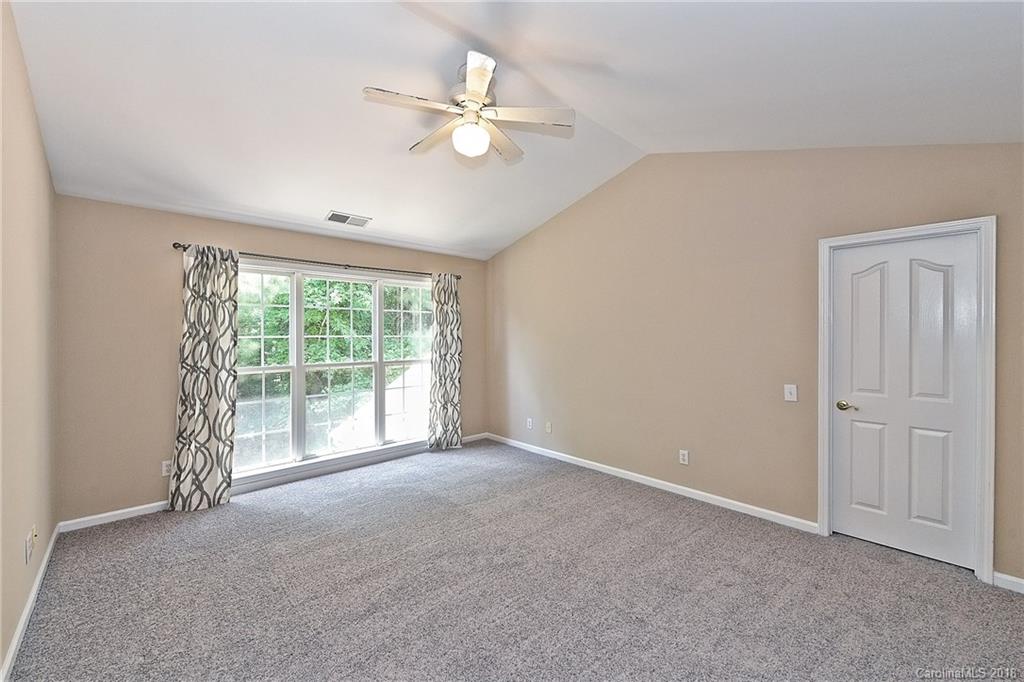 10011 Zackery Avenue Charlotte NC 28277