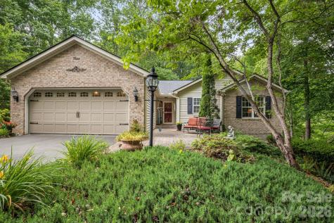 9 Firestone Court Etowah NC 28729