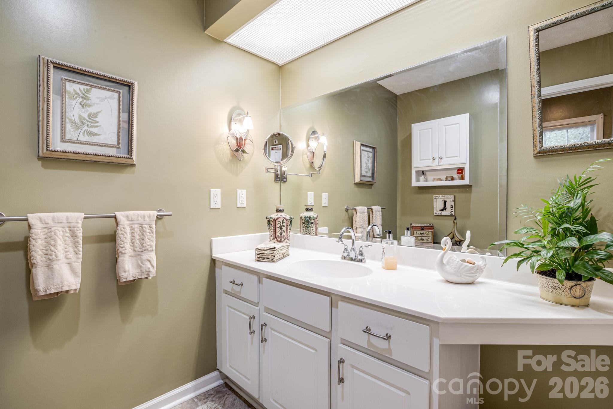 9 Firestone Court Etowah NC 28729