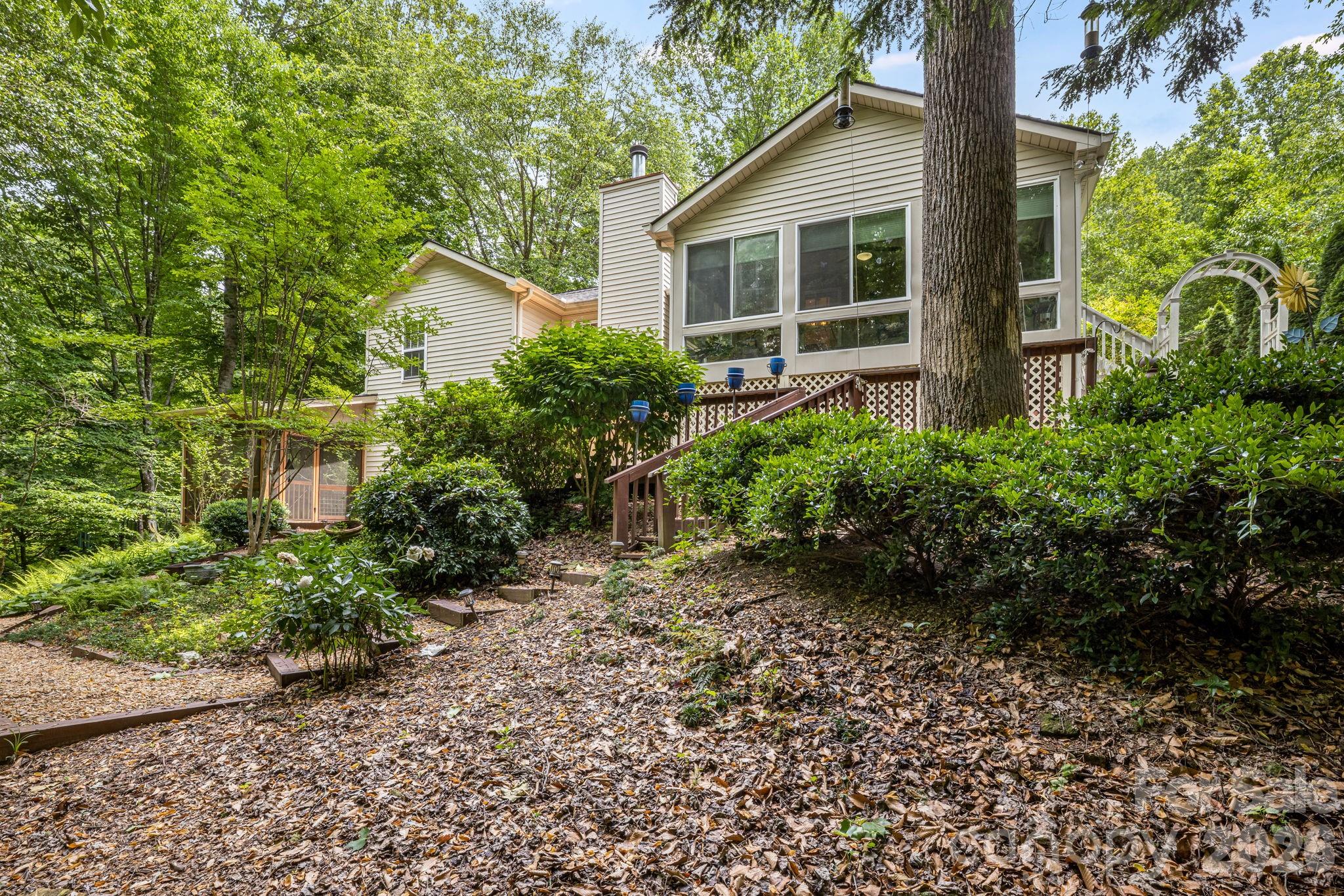 9 Firestone Court Etowah NC 28729