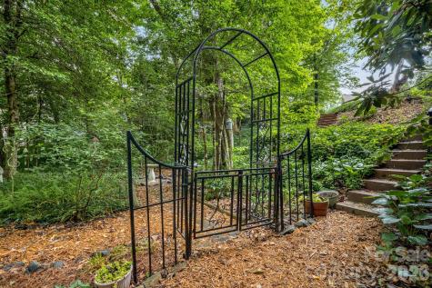 9 Firestone Court Etowah NC 28729