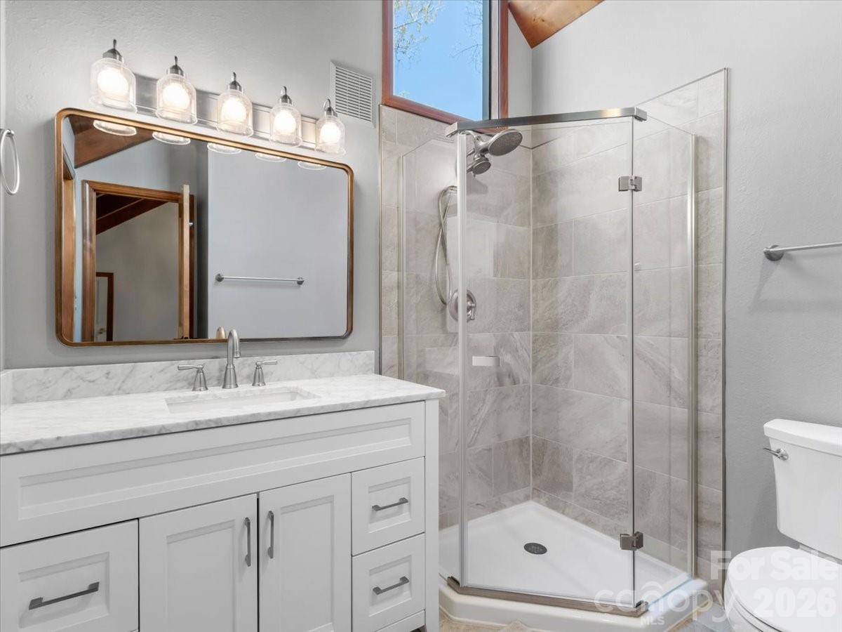 49 Slickrock Ridge Way S Burnsville NC 28714