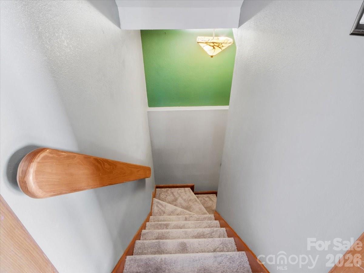49 Slickrock Ridge Way S Burnsville NC 28714