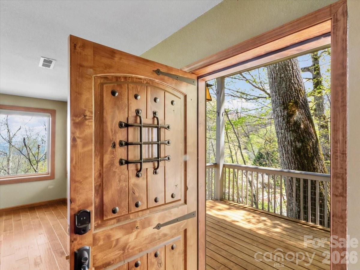 49 Slickrock Ridge Way S Burnsville NC 28714