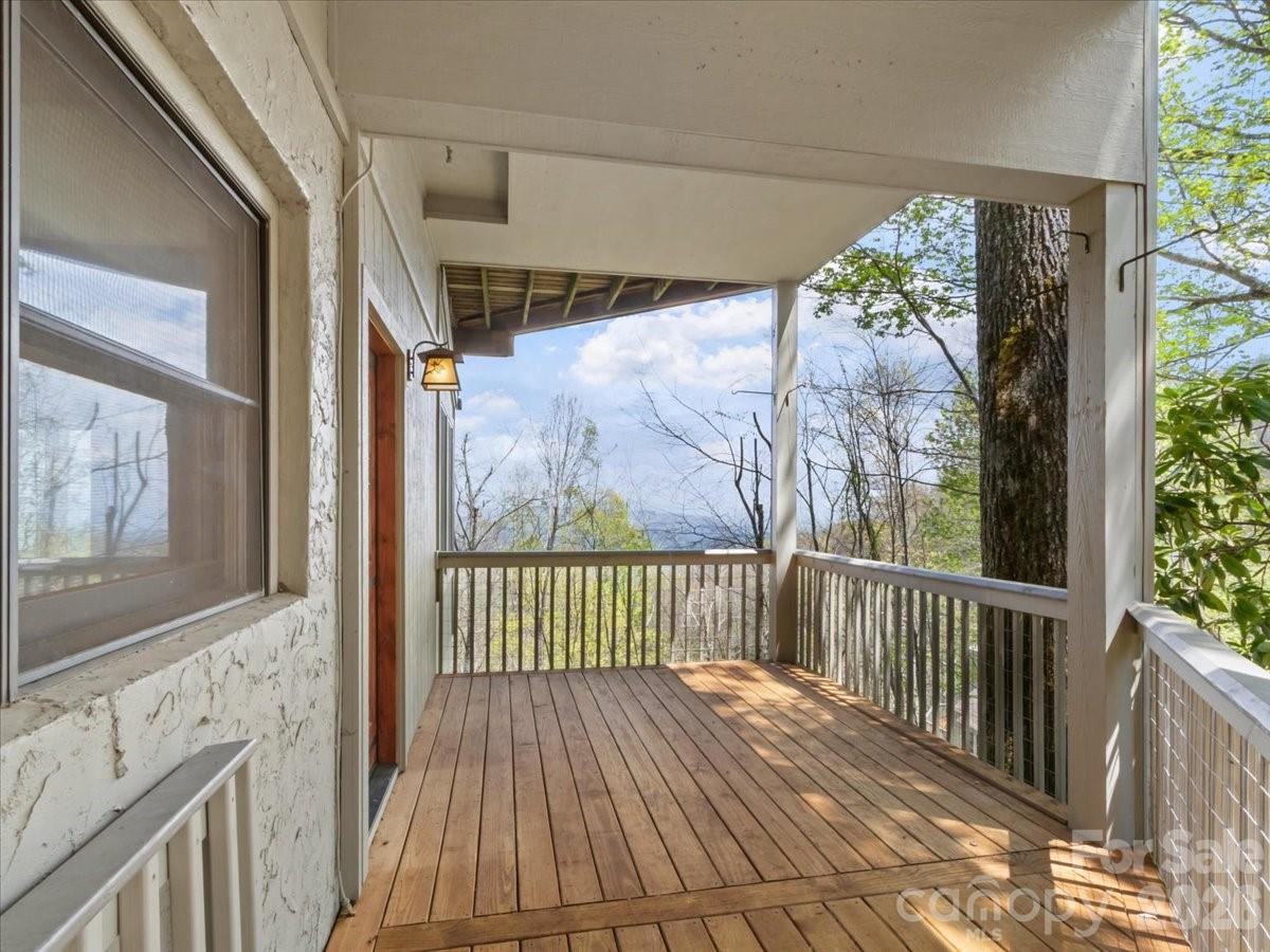 49 Slickrock Ridge Way S Burnsville NC 28714
