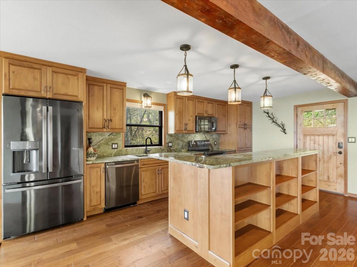 49 Slickrock Ridge Way S Burnsville NC 28714