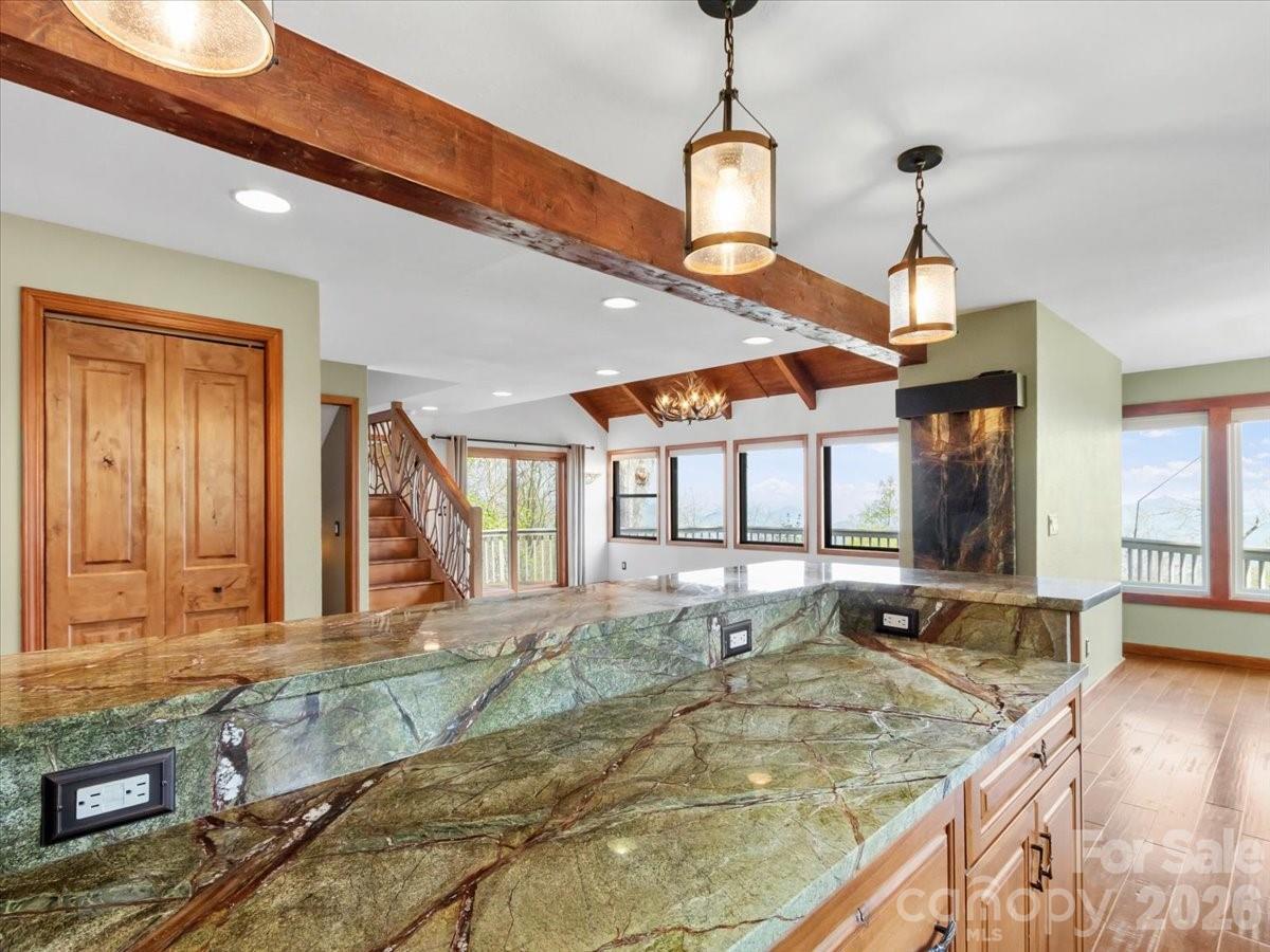 49 Slickrock Ridge Way S Burnsville NC 28714