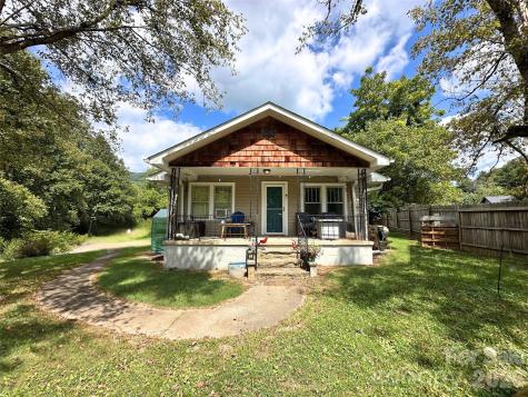 104 Old Fort Road Fairview NC 28730