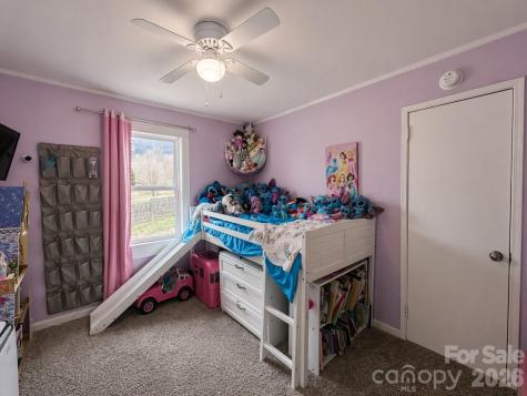 104 Old Fort Road Fairview NC 28730