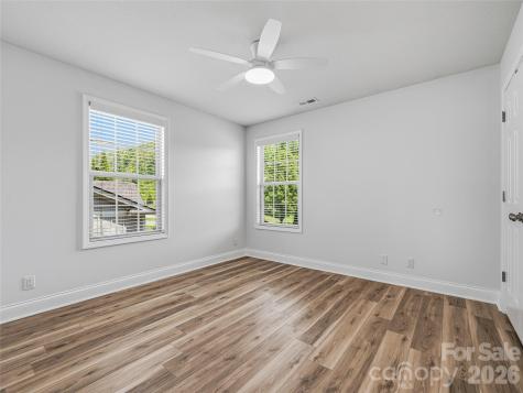 33 Florian Lane Fletcher NC 28732