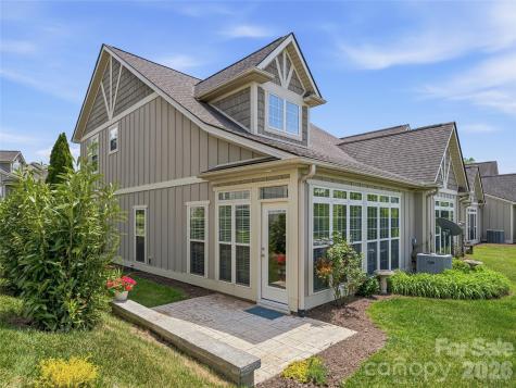 33 Florian Lane Fletcher NC 28732